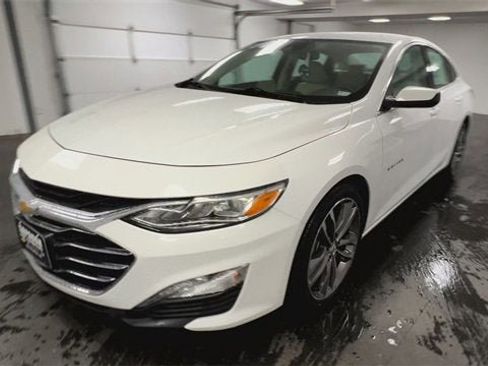 Used 2024 Chevrolet Malibu LT image 4