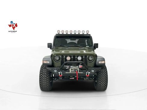 Used 2024 Jeep Wrangler Unlimited Sport AWD/4WD image 7