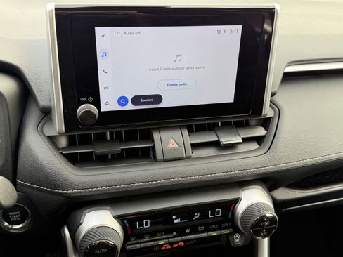 Used 2025 Toyota RAV4 XLE image 23