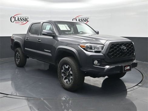 Used 2023 Toyota Tacoma TRD Sport image 5