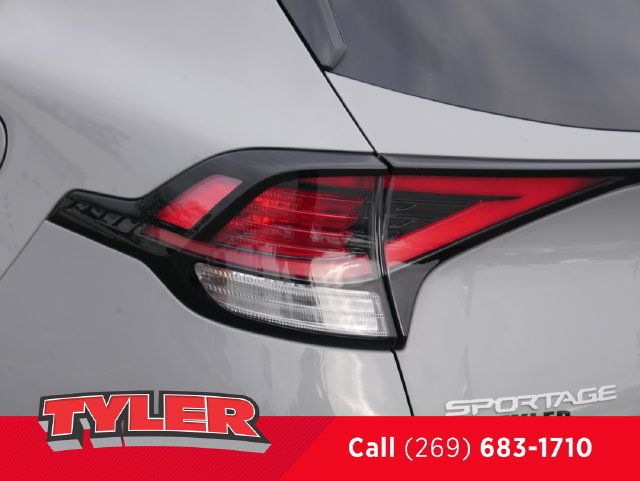 Used 2024 Kia Sportage X-Line w/ X-Line Premium Package AWD/4WD image 12