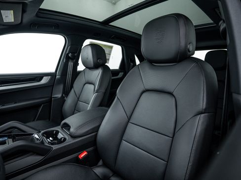 New 2026 Porsche Cayenne S image 20