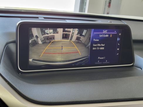 Used 2018 Lexus RX 350L FWD image 24