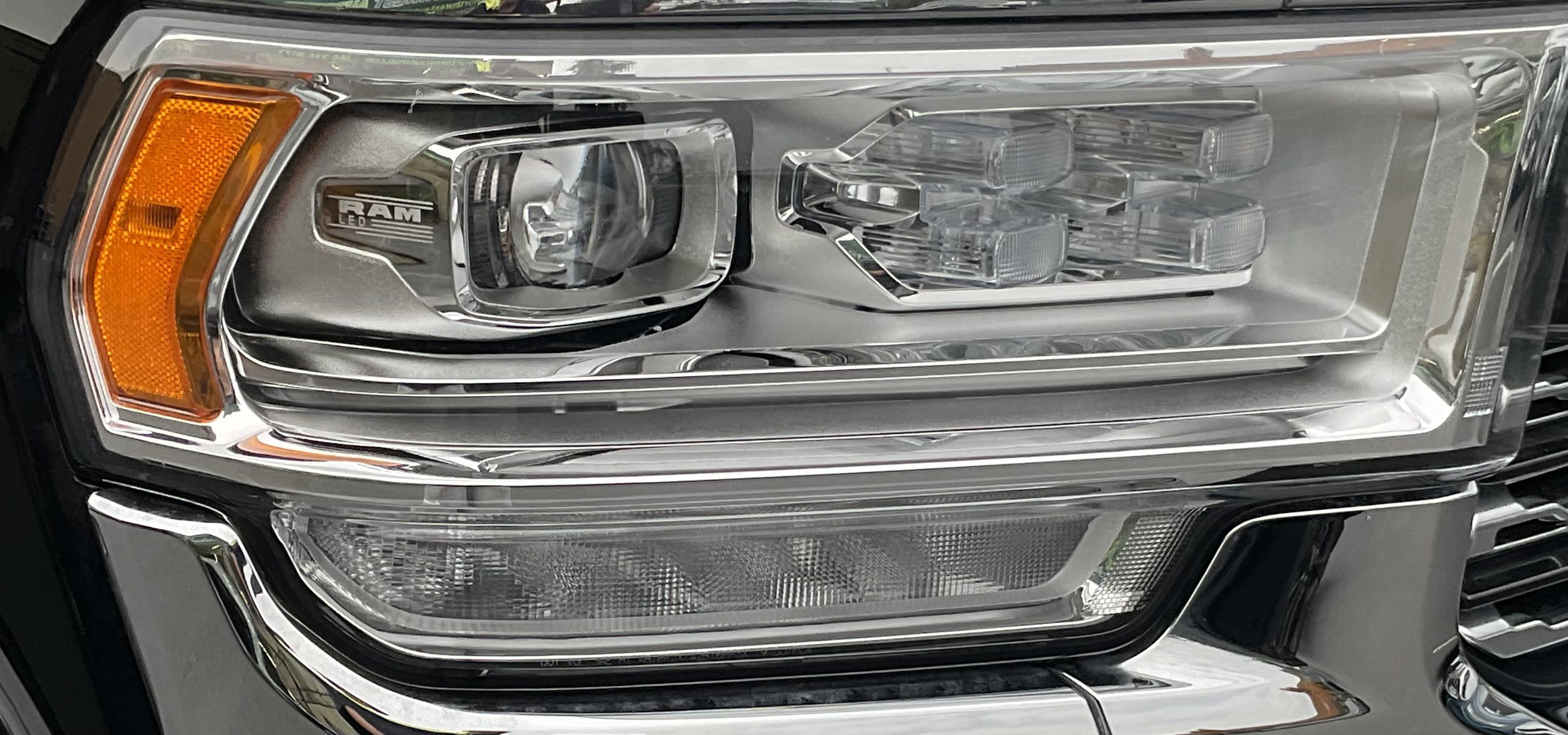 Used 2024 RAM 2500 Limited AWD/4WD image 11