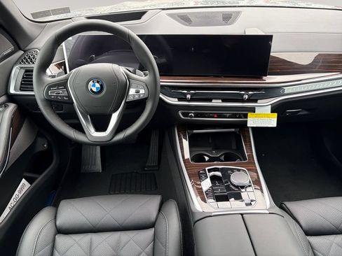 New 2026 BMW X5 xDrive50e w/ Climate Comfort Package AWD/4WD image 10
