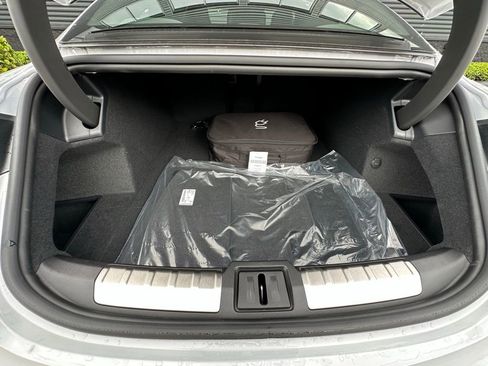 Used 2026 Porsche Taycan 4S image 43