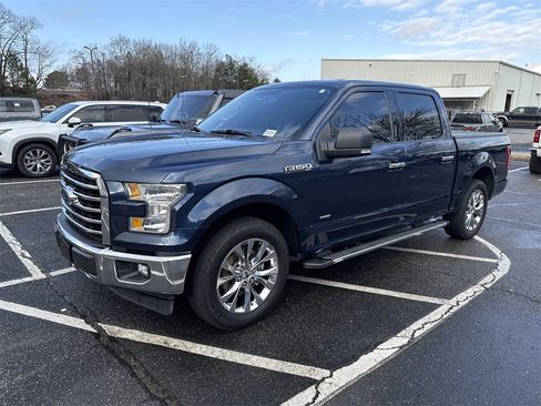 Used 2017 Ford F150 XLT w/ Equipment Group 302A Luxury image 8