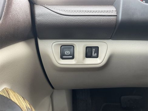 Used 2018 GMC Acadia Denali w/ Technology Package image 18