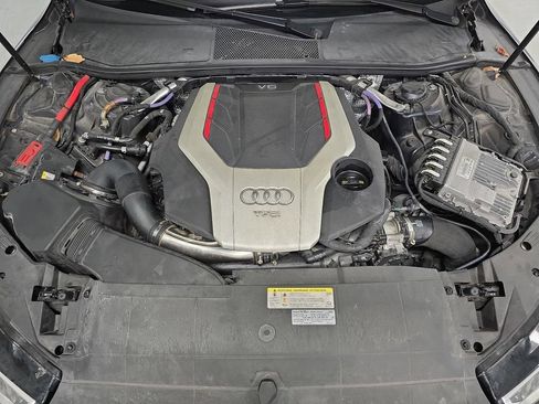 Used 2020 Audi S7 Prestige w/ Prestige Package AWD/4WD image 32
