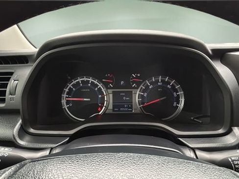 Used 2019 Toyota 4Runner TRD Off-Road AWD/4WD image 15