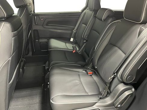New 2026 Honda Odyssey Touring image 25