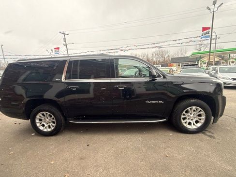 Used 2019 GMC Yukon XL SLT w/ Open Road Package image 4