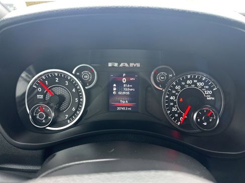 Used 2024 RAM 2500 Tradesman w/ Chrome Appearance Group image 23