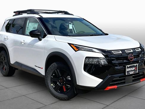 New 2026 Nissan Rogue SV image 2