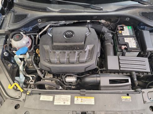 Used 2022 Volkswagen Passat 2.0T SE FWD image 30