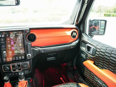 Used 2021 Jeep Gladiator Sport AWD/4WD image 46
