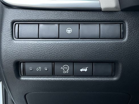 New 2026 Nissan Rogue SV image 27