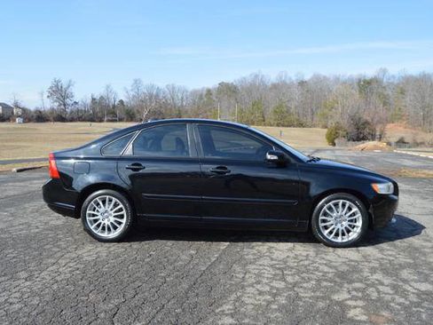 Used 2010 Volvo S40 2.4i image 54