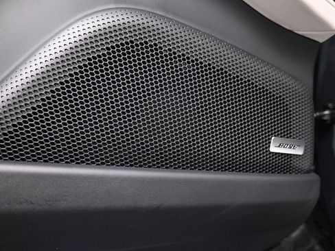 Certified 2025 Porsche Panamera 4 image 16