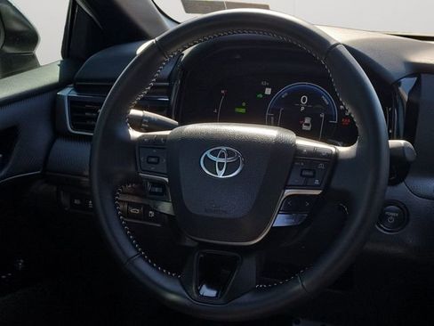 Certified 2026 Toyota Camry SE w/ Convenience Package image 18