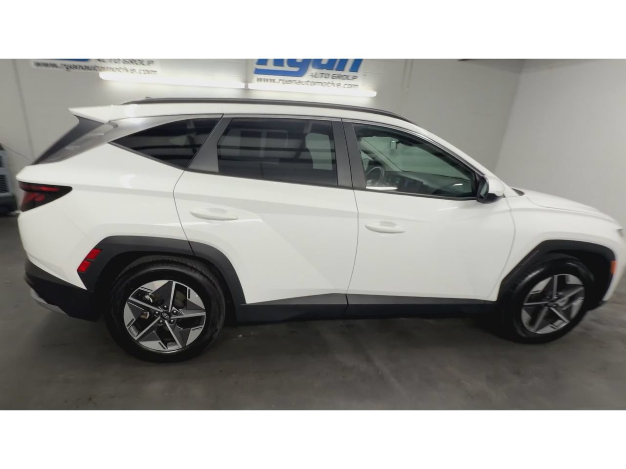 Used 2025 Hyundai Tucson SEL FWD image 9