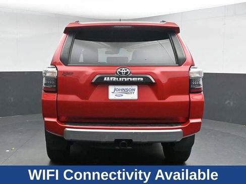 Used 2024 Toyota 4Runner TRD Off-Road Premium AWD/4WD image 10