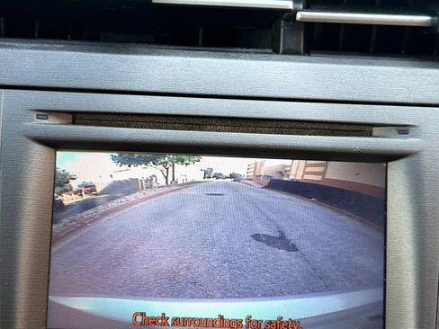 Used 2012 Toyota Prius Three w/ Solar Roof Pkg FWD image 70