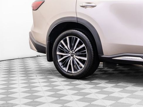 Used 2023 INFINITI QX60 Sensory w/ Vision Package AWD/4WD image 37