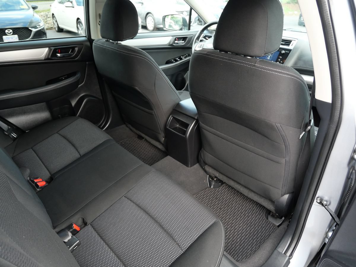 Used 2017 Subaru Outback 2.5i Premium AWD/4WD image 29