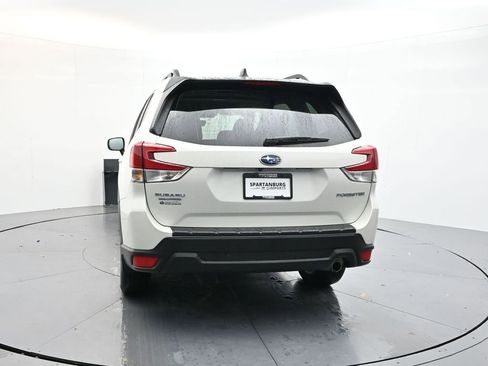 Certified 2024 Subaru Forester Limited image 6