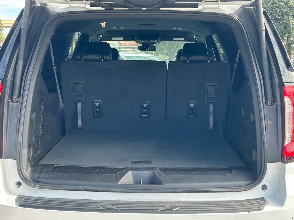Used 2023 GMC Yukon XL SLT AWD/4WD image 14