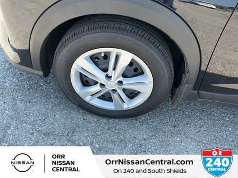 New 2025 Nissan Kicks Play S image 9