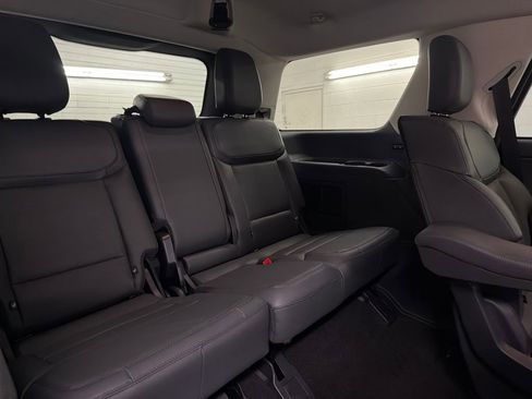 New 2026 Ford Expedition Active image 30