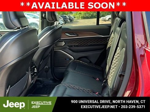 Used 2022 Jeep Grand Cherokee Summit image 27