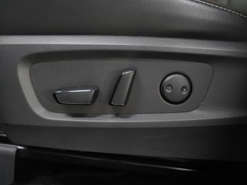 Used 2023 Nissan Pathfinder SL image 26