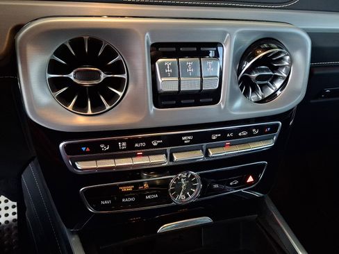 Certified 2024 Mercedes-Benz G 63 AMG 4MATIC image 15