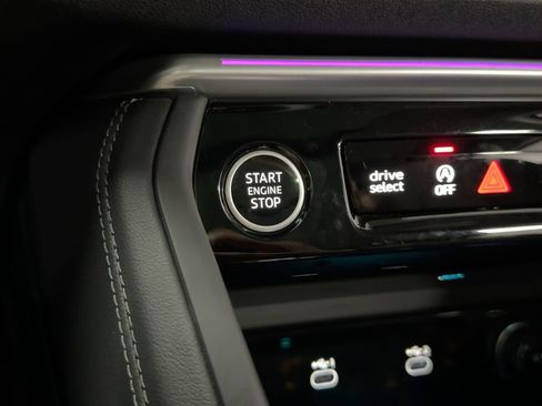 Certified 2025 Audi Q5 Premium w/ Convenience Package image 26