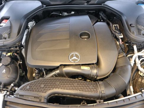 Used 2022 Mercedes-Benz E 350 4MATIC Sedan image 52