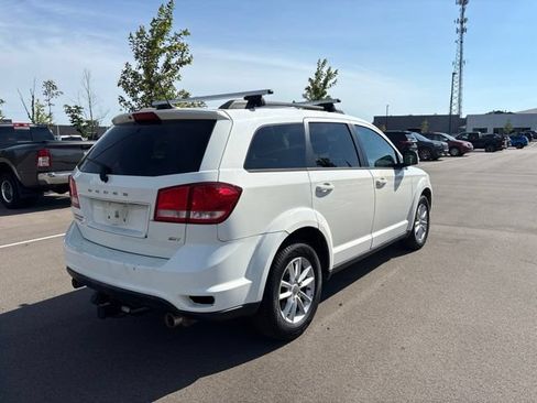 Used 2017 Dodge Journey SXT w/ Comfort/Convenience Group AWD/4WD image 5