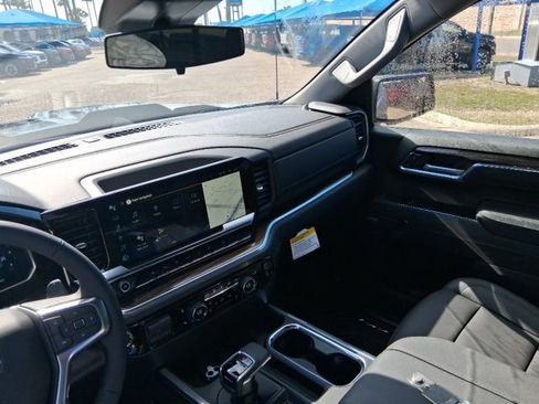 New 2026 Chevrolet Silverado 1500 LT Trail Boss w/ LT Trail Boss Premium Package AWD/4WD image 9