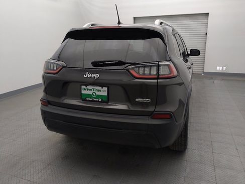 Used 2020 Jeep Cherokee Latitude Plus image 7