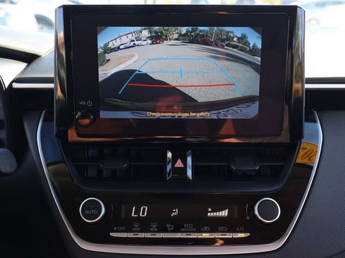 Used 2024 Toyota Corolla LE image 29