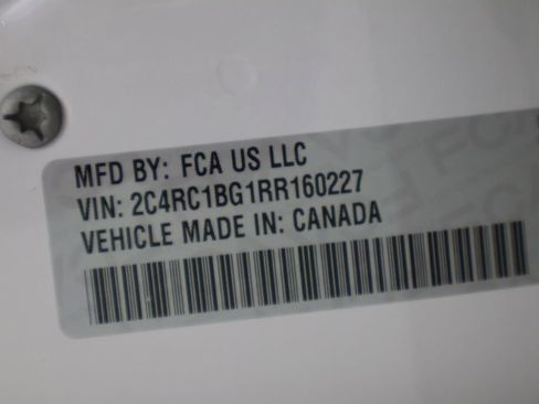 Used 2024 Chrysler Pacifica Touring-L image 40