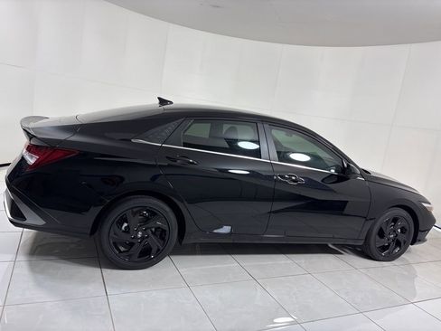 New 2026 Hyundai Elantra SEL Sport Premium FWD image 6