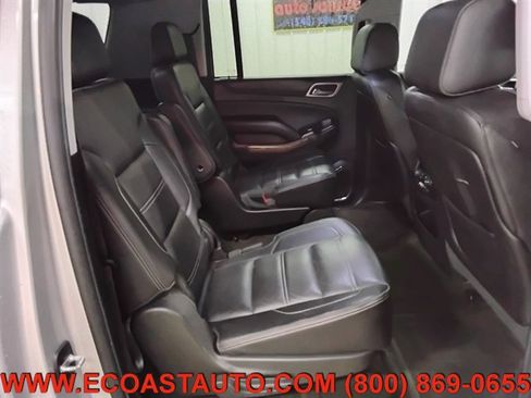 Used 2015 GMC Yukon XL Denali w/ Touring Package AWD/4WD image 16