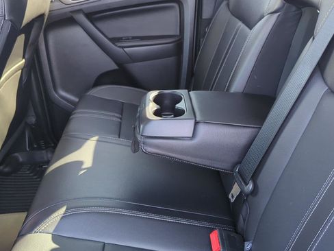 Used 2023 Ford Ranger Lariat w/ Technology Package image 11