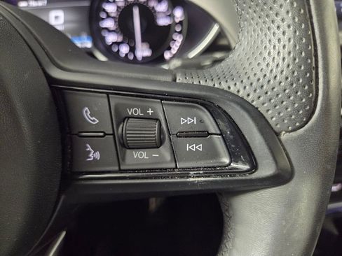 Used 2023 Alfa Romeo Stelvio Veloce AWD/4WD image 17
