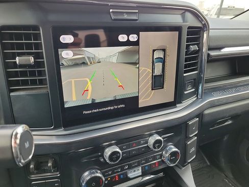 Used 2025 Ford F250 Lariat w/ Chrome Package image 14