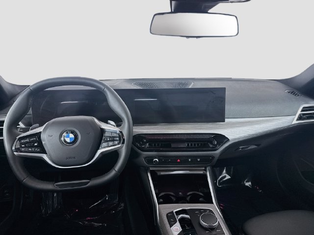 Used 2026 BMW 330i xDrive Sedan AWD/4WD image 16