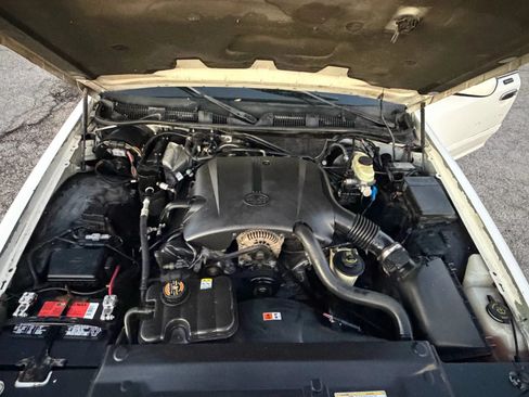 Used 2001 Ford Crown Victoria RWD image 27